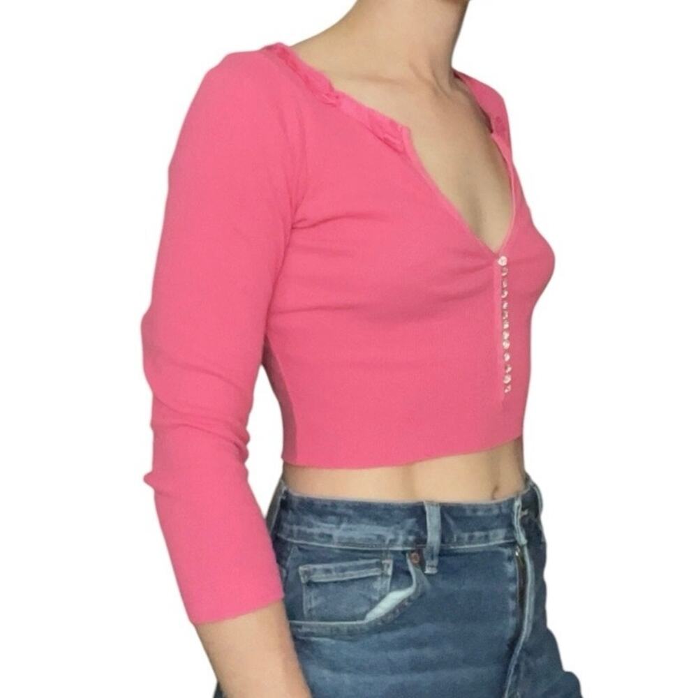 Vintage Pink Rhinestone Ribbed Cropped Ruffled V-Neck Top - Picture 2 of 7